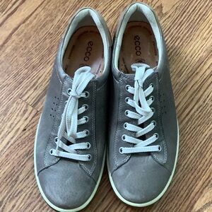 ECCO Chase II Sneakers